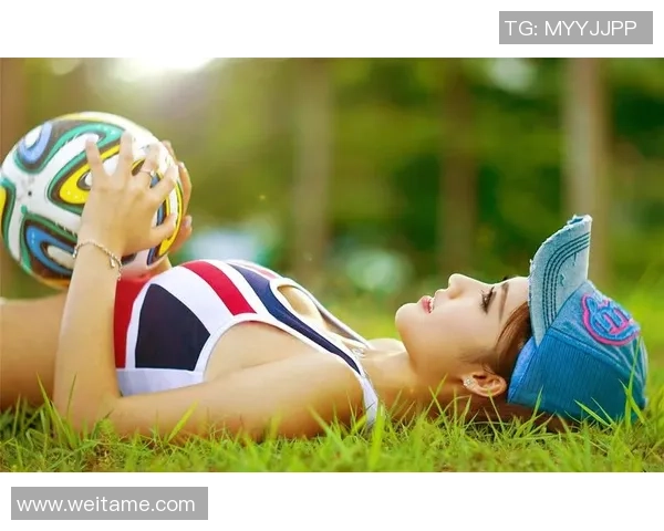 足球明星女神的穿衣搭配秘籍时尚与运动的完美结合