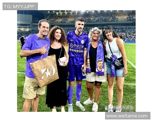 足球明星与超模的恋情背后隐藏了哪些不为人知的故事